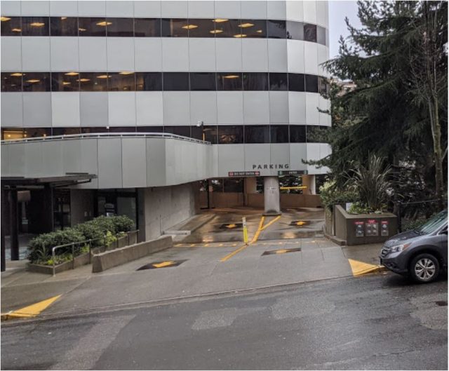 Met Park East Parking
