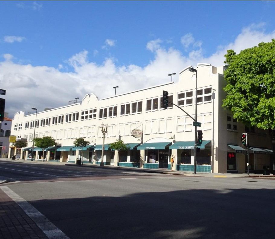 Parking for School House Garage | ParkChirp | Visit now to learn more!