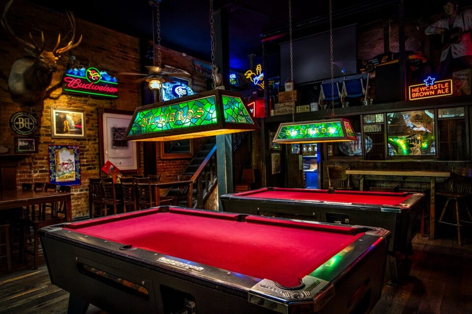 Famed Chicago Dive Bars