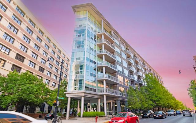 Photo of Parking for River Village Pointe