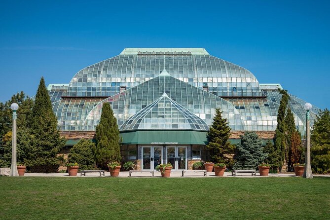 Photo of Parking for the Lincoln Park Conservatory